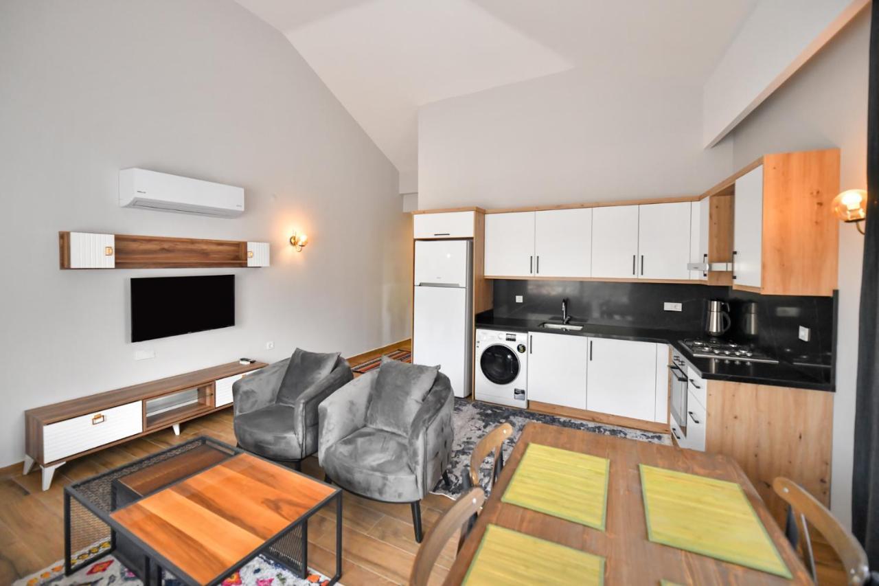 Red Moon Suites 费特希耶 外观 照片