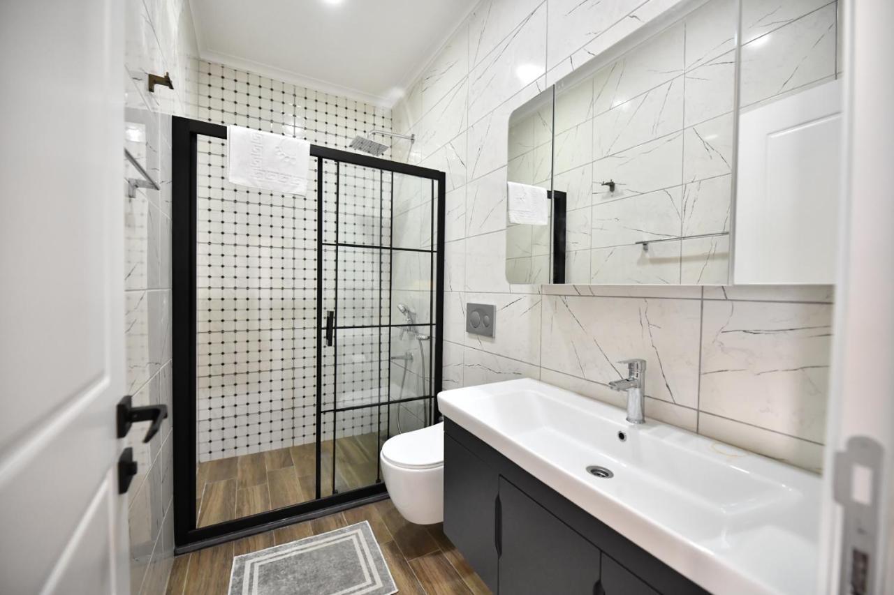 Red Moon Suites 费特希耶 外观 照片